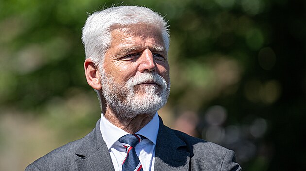 Prezident Petr Pavel p�i pietním aktu k 84. výro�í vyhlazení osady Le�áky na...