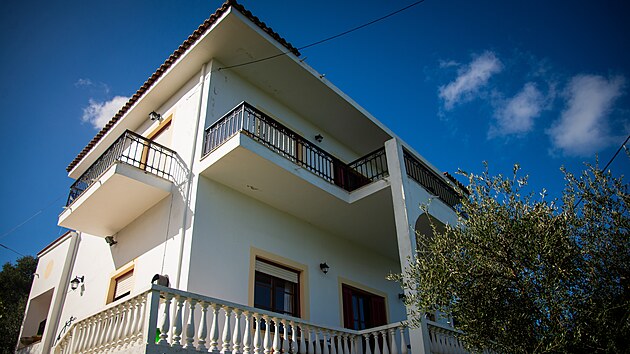 Majitel pronajal apartm�n i s vybaven�m. 