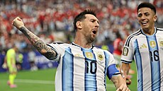 Lionel Messi z Argentiny slaví gól proti Rakousku. Celkov� �lo o jeho 17. trefu...