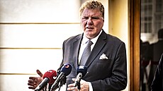 Zástupce generálního �editele �eské televize Milan Fridrich po setkání s...