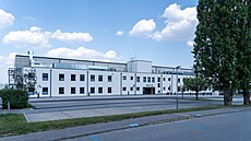 Budova nových ateliér� Barrandov Studia a.s. v�etn� parkovacích míst