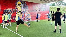 V blízkosti stanice metra Vltavská vzniklo nové h�i�t� pro street fotbal....
