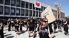 Pracovníci �eské televize (�T) a �eského rozhlasu (�Ro) v pond�lí vstoupili do...