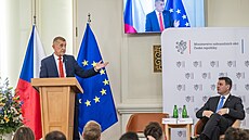 Porada k ekonomické a v�decké diplomacii, její� sou�ástí byla i konference,...