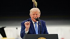 Americký prezident Donald Trump p�edstavil nový prezidentský letoun Air Force...