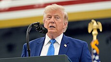 Americký prezident Donald Trump p�edstavil nový prezidentský letoun Air Force...
