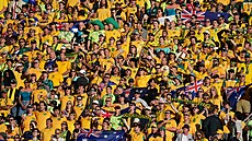 Austral�tí fanou�ci b�hem zápasu proti Paraguayi na mistrovství sv�ta