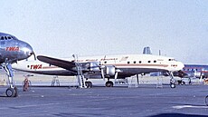 Letoun Lockheed L-1049 Super Constellation imatrikulace N6902C zachycený na...