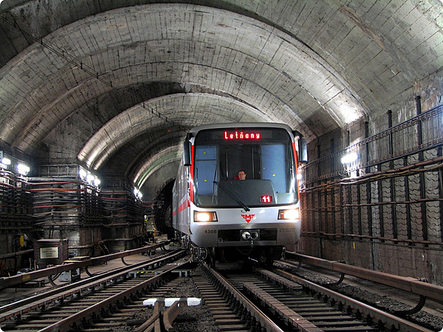 Prague Metro Line C Faces Extended Closure for Signaling System Upgrade