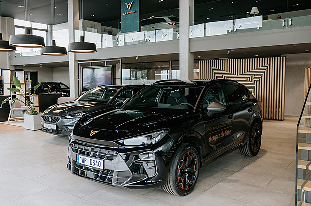 Garage of Wonders: Near the Airport, a Spa for Cars Offers Its Own Perfume