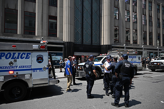 Na vrchol Empire State Building šplhali ruští milenci. Policie ukázala záběry