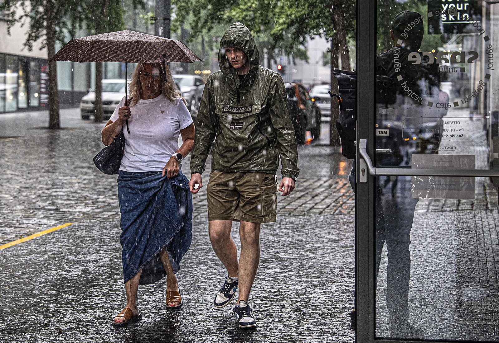 Česko čeká prudká změna počasí. Po vedrech dorazí bouřky i ochlazení