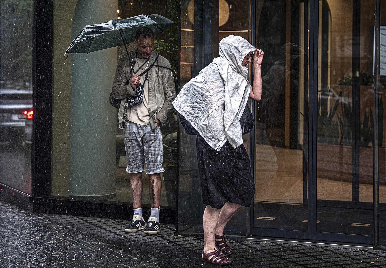 Meteorologové řekli, že ve středu hrozí bouřky. Jinde varují před zátěží teplem