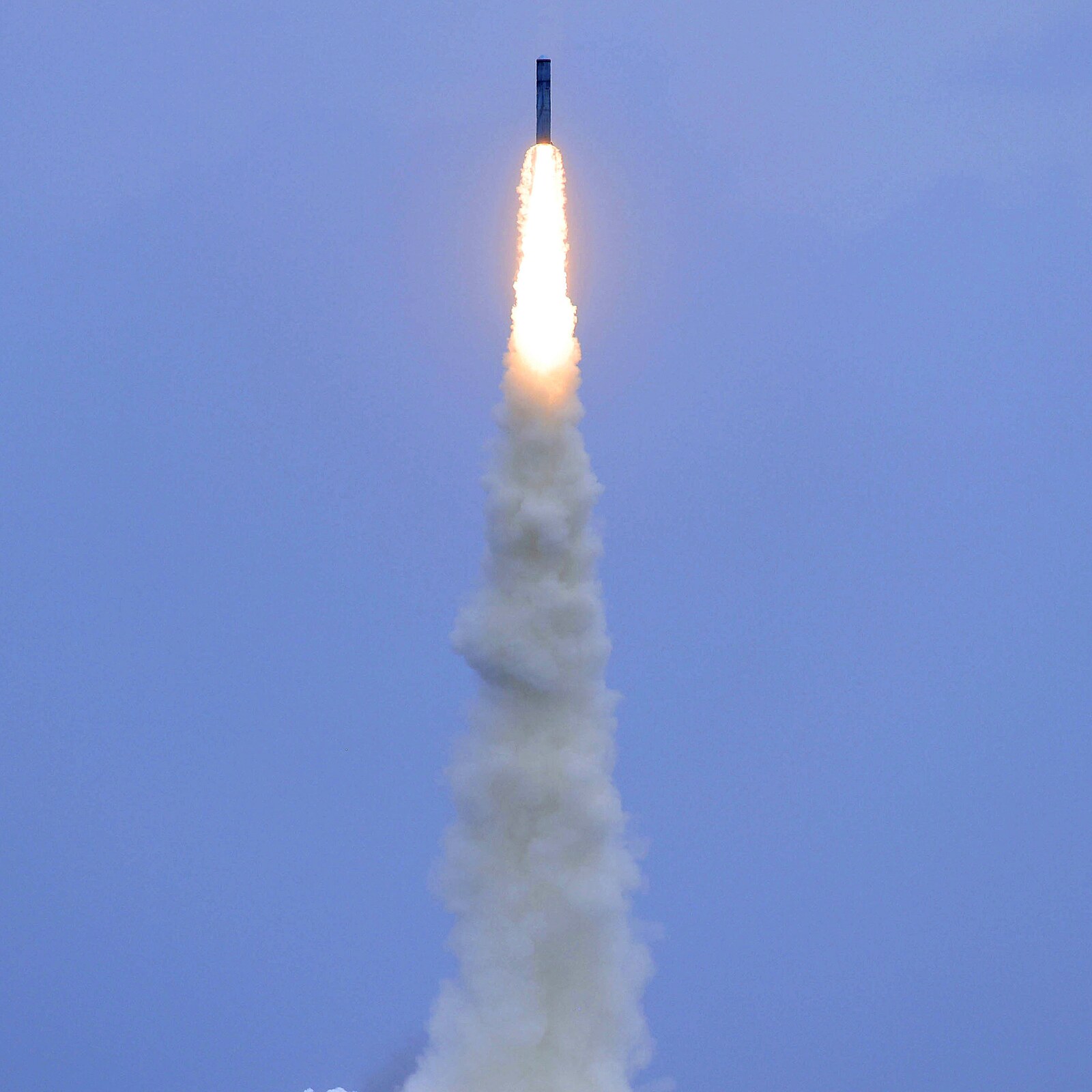 USA po čínském raketovém testu vyzvaly Peking k debatě o kontrole zbrojení