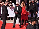 Herec Harvey Keitel s man�elkou dorazil na slavnostní otev�ení 60. filmového...