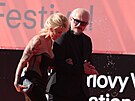 Karel Och p�ichází na zahájení 60. ro�níku filmového festivalu Karlovy Vary....