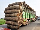 Kdy� se logistika potká s improvizací, vznikají dopravní �e�ení, která si...