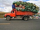 Do Tibetu se nezají�dí s prázdnou. A kdy� se v�ci poskládají opravdu pe�liv�,...