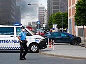 Hasi�i bojují s po�árem budovy v bývalém ba�ovském areálu. (9. �ervence 2026)