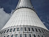BTS operátora Vodafone na vysíla�i Je�t�d