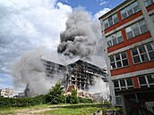 �ást budovy v bývalém ba�ovském továrním areálu ve Zlín�, kterou zasáhl...