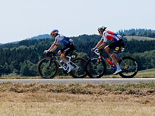 Jan Tratnik a Mathias Vacek b�hem �tvrté etapy Tour de France