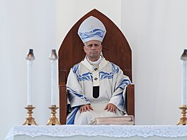 Pape� Lev XIV. slou�í m�i svatou na sicilském ostrov� Lampedusa na jihu Itálie....