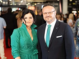 Generální �editel �Ro René Zavoral prochází �erveným kobercem na jubilejním...