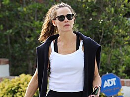 Here�ka Jennifer Garnerová dokazuje, �e n�kdy sta�í úpln� oby�ejné sportovní...