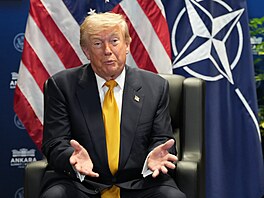 Americký prezident Donald Trump se setkal s generálním tajemníkem NATO Markem...