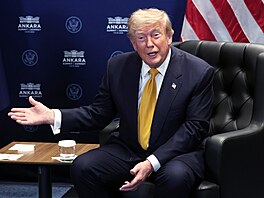 Americký prezident Donald Trump se setkal s generálním tajemníkem NATO Markem...