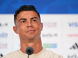 Cristiano Ronaldo na tiskové konferenci p�ed osmifinále mistrovství sv�ta proti...