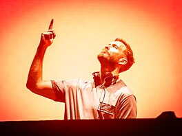 Úvodní program Beats for Love zakon�il skotský DJ Calvin Harris. (1. �ervence...