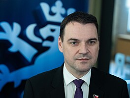 Ministr zahrani�í Petr Macinka (Motoristé) na summitu NATO v Anka�e. (7....