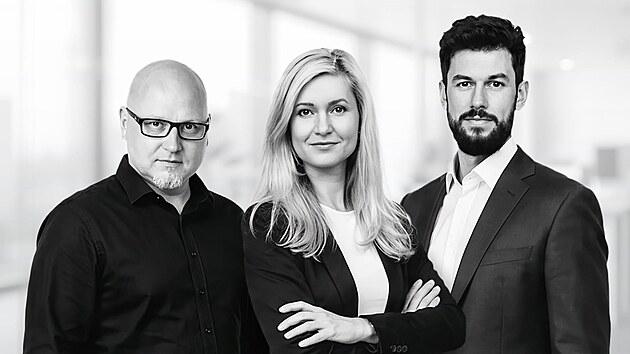 iDNES Premium 3 ay boyunca yalnızca 19 CZK karşılığında. Şişelenmiş su fiyatına tüm yaz kilidini açın