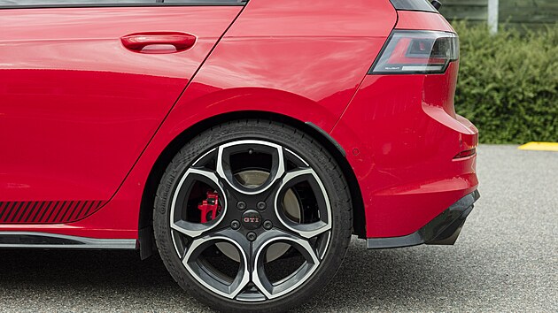 Volkswagen Golf GTI Edition 50