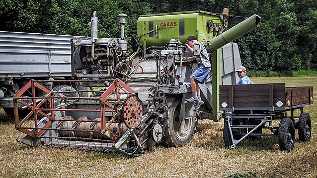 2. Traktor show Tet�in�ves