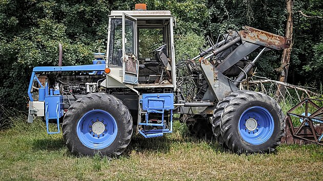 2. Traktor show Tet�in�ves