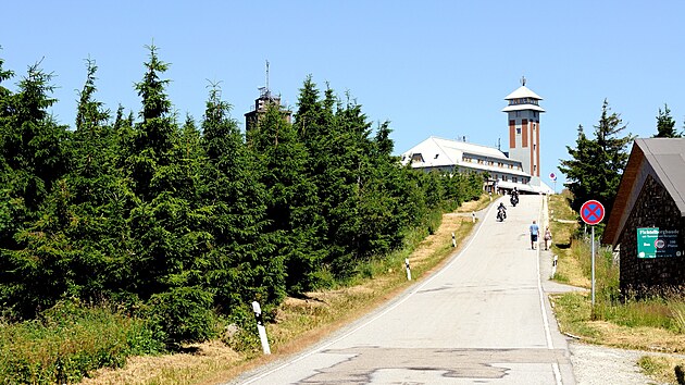 Fichtelberg je nejvy��� horou Saska.