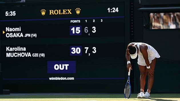 Naomi Ósakaová ve čtvrtfinále Wimbledonu.