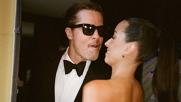 Brad Pitt a Ines de Ramonov� poprv� spole�n� na Instagramu (�ervenec 2026)