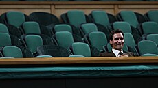 Roger Federer b�hem zápasu Ji�ího Lehe�ky a Alexandera Zvereva