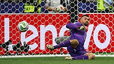 Australský branká� Mathew Ryan b�hem penaltového rozst�elu s Egyptem.