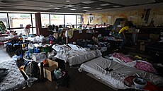 Restaurace McDonald�s v Caraballed� ve Venezuele slou�í jako zdravotnické...