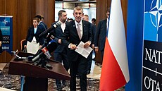 Tisková konference premiéra Andreje Babi�e na summitu NATO v turecké Anka�e....