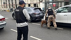 Argentinské ú�ady provád�ly silni�ní kontroly vozidel ve m�stech.