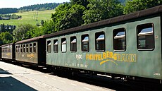 Parní �eleznice Fichtelbergbahn spojuje m�sto Cranzahl s láze�ským st�ediskem...