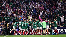 Fotbalisté Mexika slaví vít�zství nad Ekvádorem a postup do osmifinále...