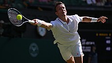 Ji�í Lehe�ka se natahuje pro mí�ek v osmifinále Wimbledonu.