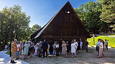 Opravená Hodslavská stodola nabízí náv�t�vník�m Vala�ské d�diny v ro�novském...